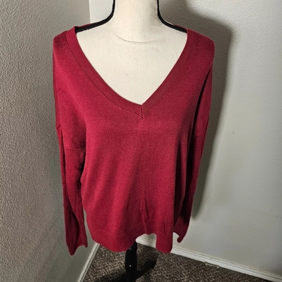 Lucky Brand Women's Red V-Neck Sweater, XX-Large - Picture 7 of 11